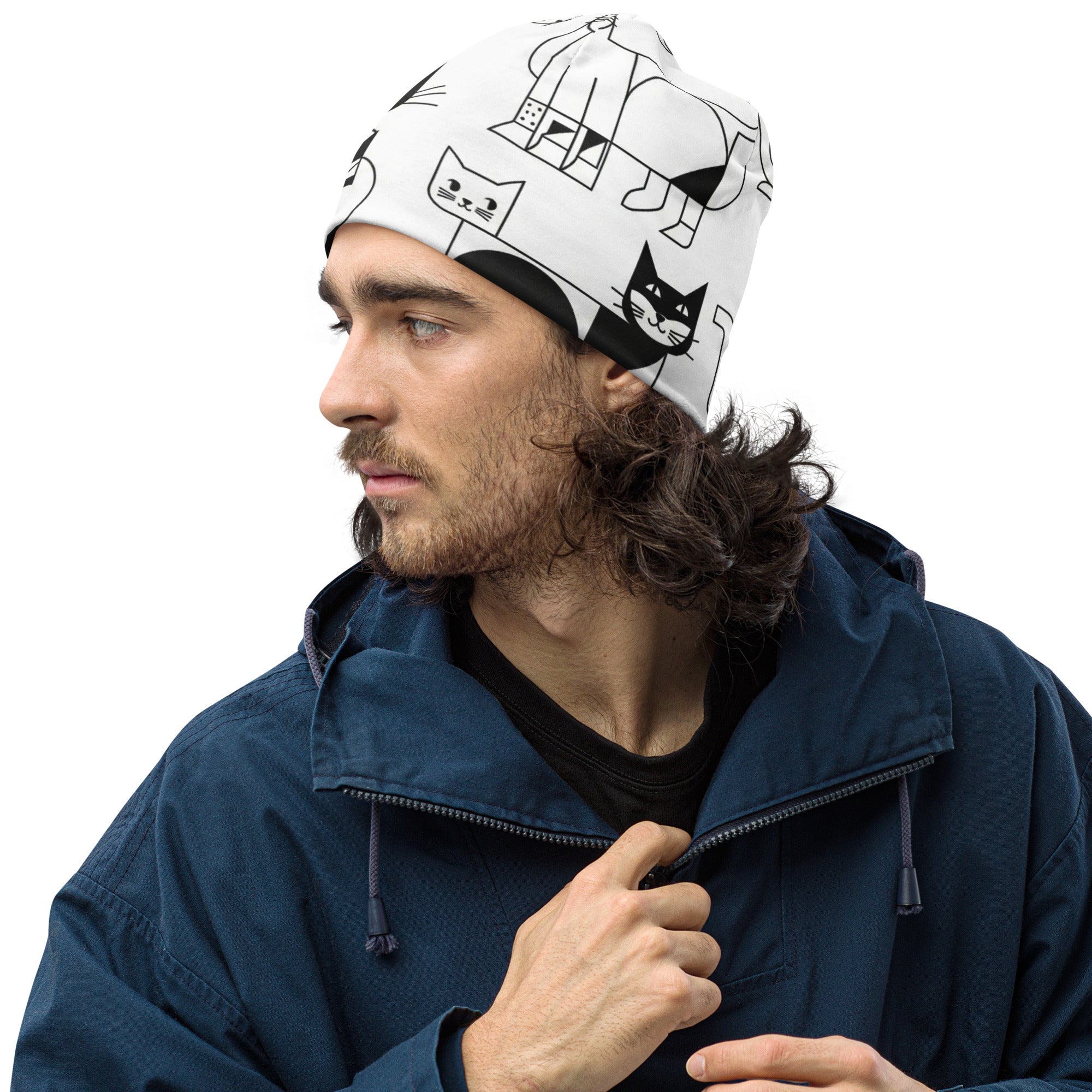 Warme beanie met dierenprint. All-over Paws design muts voor de winter.